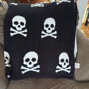 Cupcakes & Cashmere Black and White Skull Throw Blanket